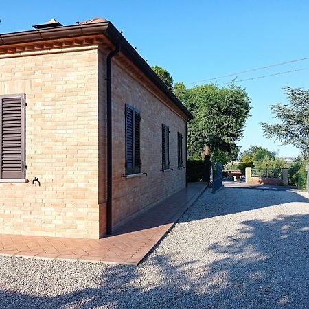 Valdiveltrica Villa Mondavio ภายนอก รูปภาพ
