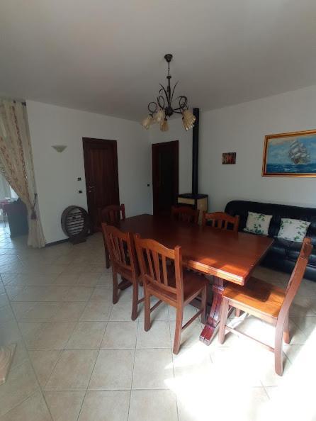 Valdiveltrica Villa Mondavio ภายนอก รูปภาพ