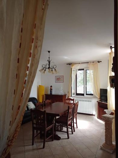 Valdiveltrica Villa Mondavio ภายนอก รูปภาพ
